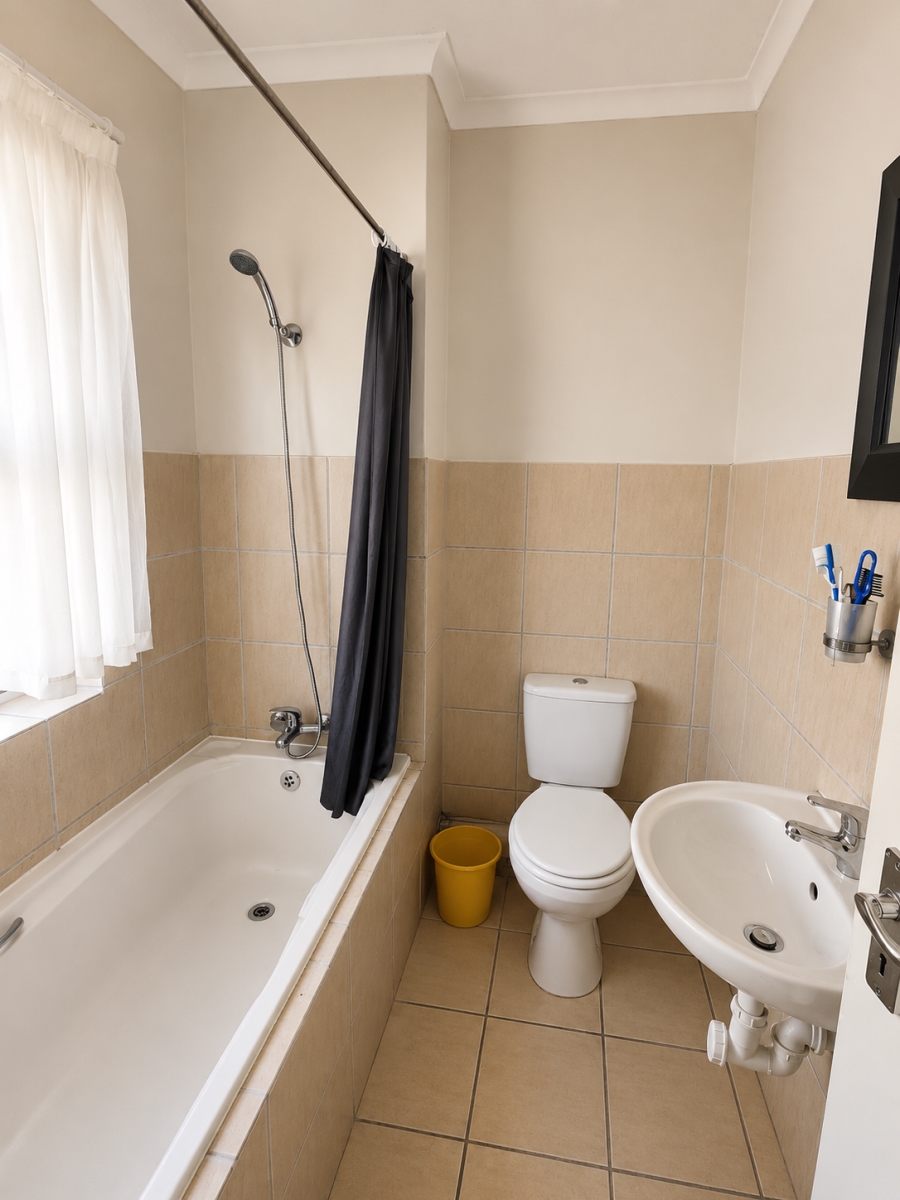 To Let 2 Bedroom Property for Rent in Buh Rein Estate Western Cape